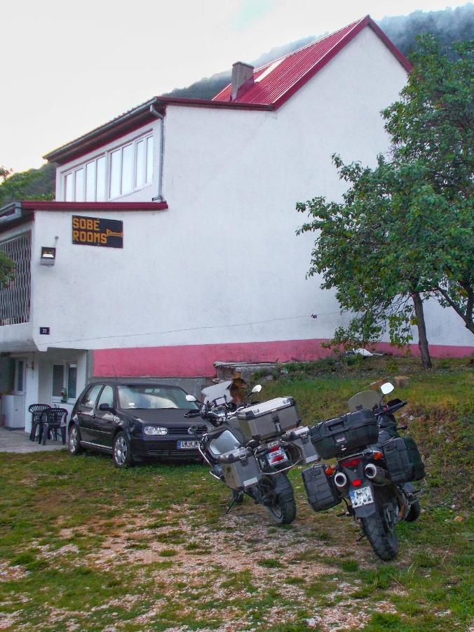 Guesthouse Mirkovic Pluzine Exterior photo