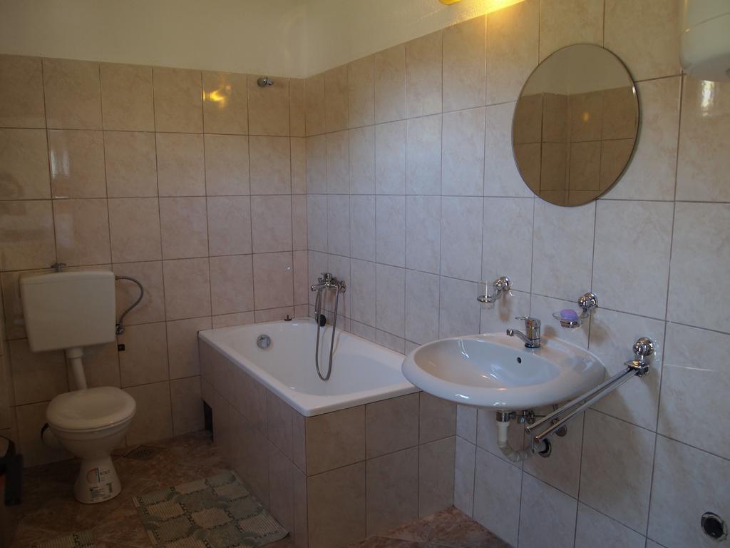 Guesthouse Mirkovic Pluzine Exterior photo