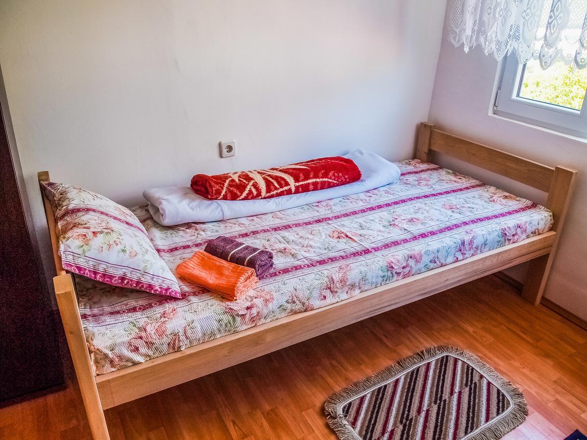Guesthouse Mirkovic Pluzine Exterior photo